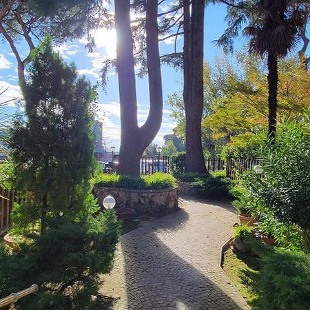 Bnb Rooms And Comfort Rome Exterior photo